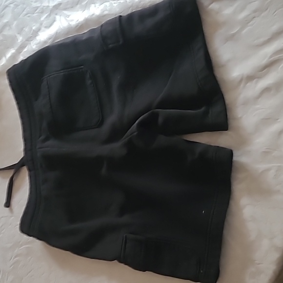 GAP shorts - Picture 3 of 4